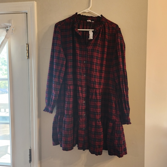 GAP Factory Dresses & Skirts - GAP Factory Red and Black Plaid Dress